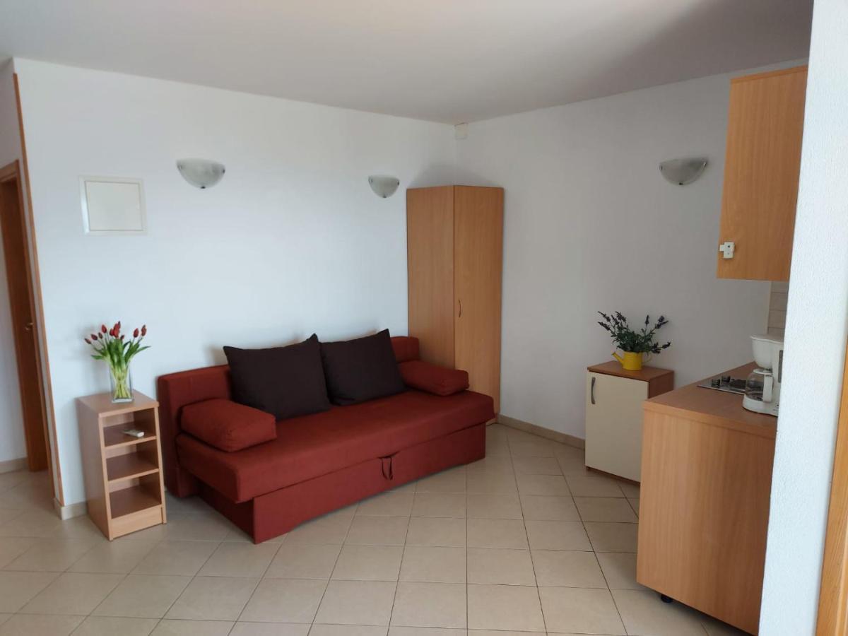 ماكارسكا Apartments Neva المظهر الخارجي الصورة