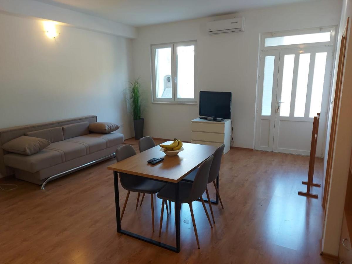 ماكارسكا Apartments Neva المظهر الخارجي الصورة