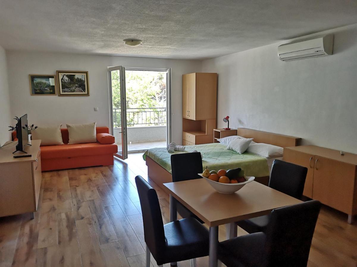 ماكارسكا Apartments Neva المظهر الخارجي الصورة